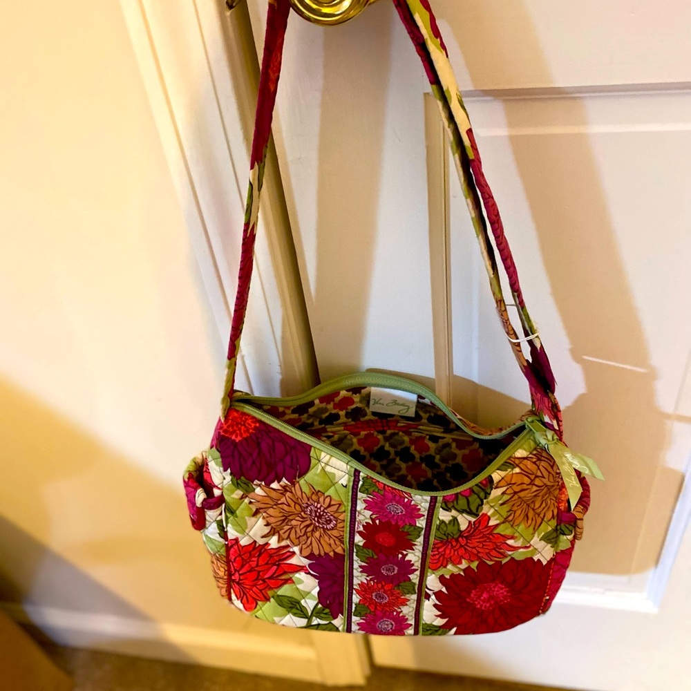 Vera Bradley RARE RETIRED Hello Dahlia On The Go
